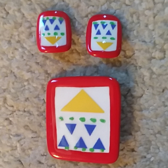 PIN WITH MATCHING EARRINGS - Picture 1 of 3